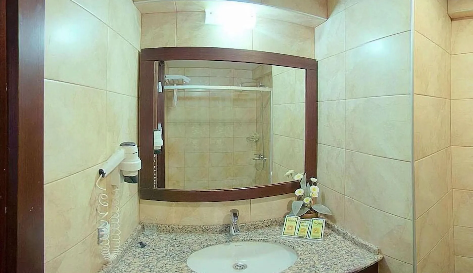 Mom Hotel Izmir